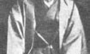 Kanryo Higashionna